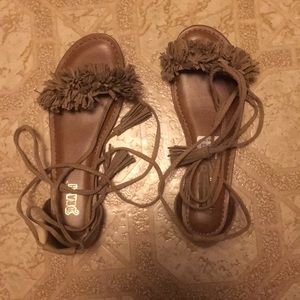 Lace-up Suede Style Women’s Flats